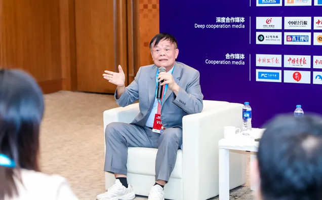 创维集团创始人、创维汽车创始人、开沃新能源汽车集团董事长黄宏生