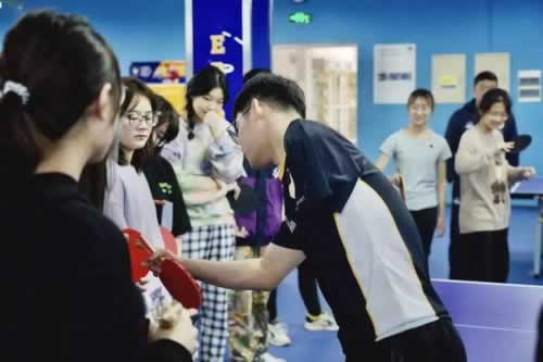 被系统升级审核维护不给提款破解思路（图）