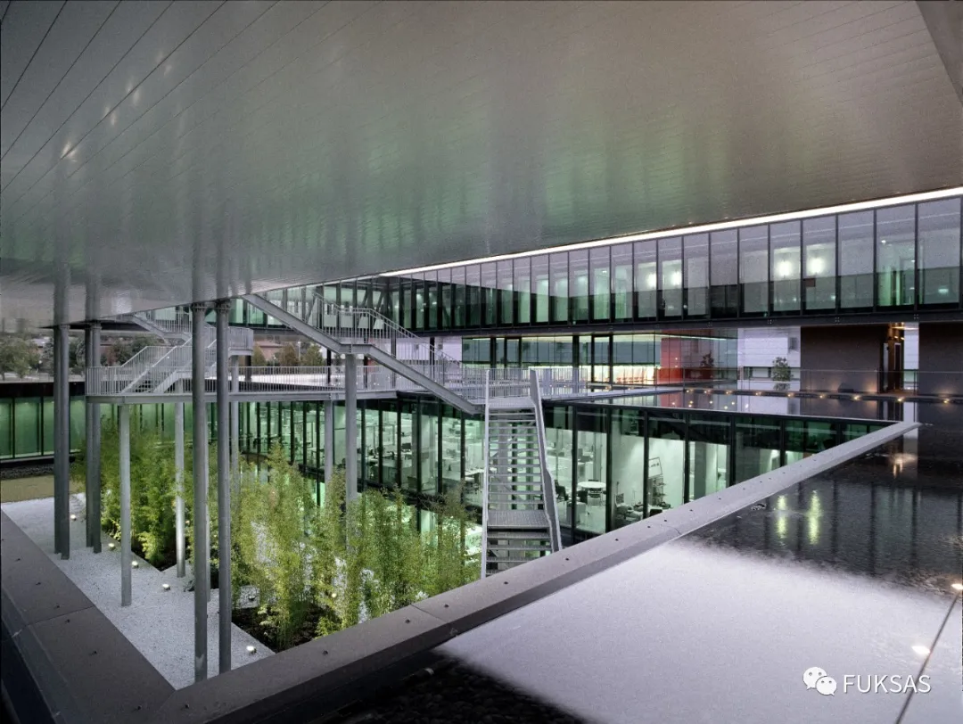 法拉利总部及研发中心 / FUKSAS