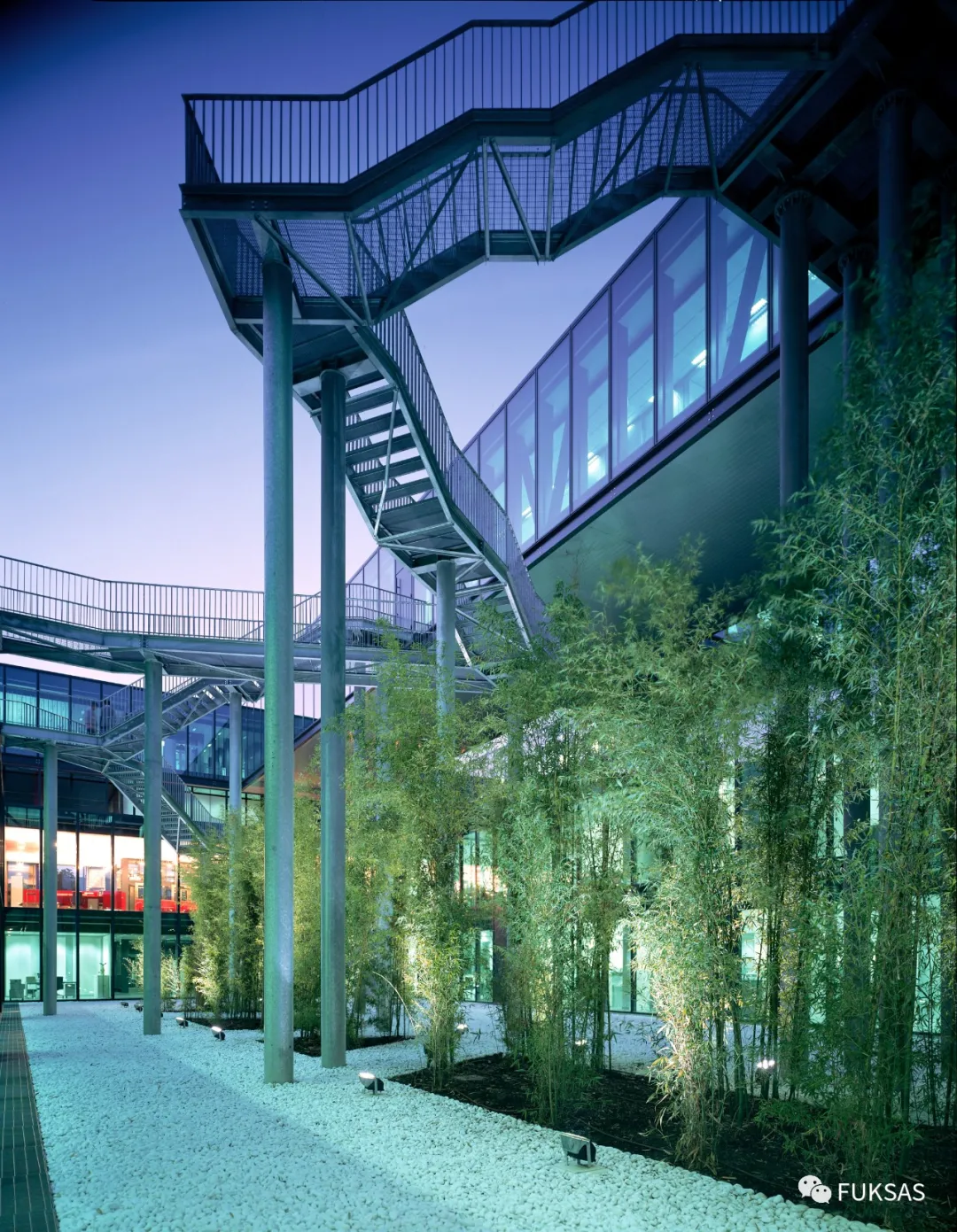 法拉利总部及研发中心 / FUKSAS