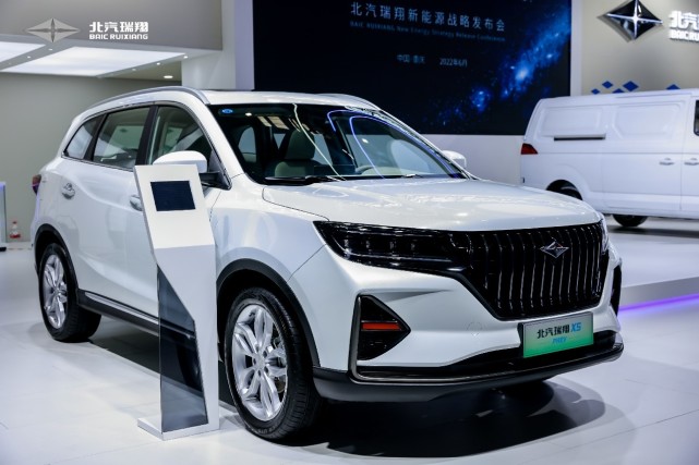 全面转型新能源，北汽瑞翔踏上新征程，战略新品博腾V2 EV面市