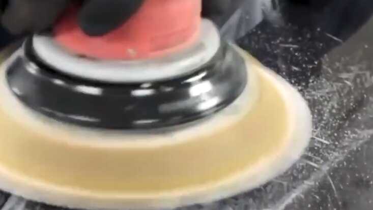 汽车保险杠裂了怎么修？车前保险杠撞裂一条缝