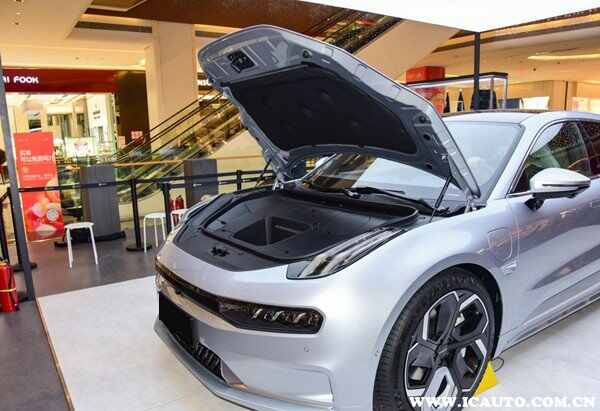 zeekr极氪001是什么品牌？极氪001哪里看车
