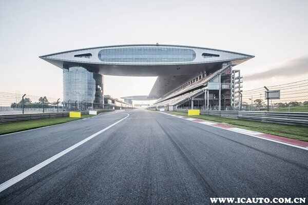 上海赛车场跑一圈价格，上海国际赛车场开放日是什么时候