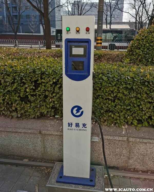 特斯拉充满电能跑多少公里？特斯拉充满电可以开多少公里
