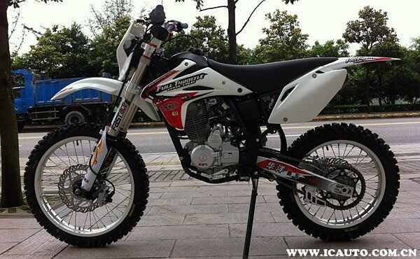 42-211020150UXR