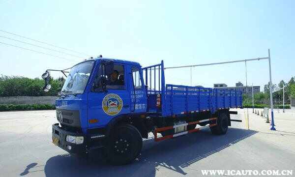 54-2205051A9195P