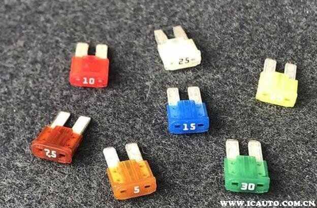 汽车保险丝的作用是什么
