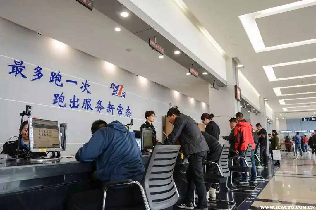 驾照到期怎么换领新证？驾驶证到期了怎么换证流程