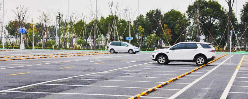 车牌号查车主电话挪车，网上怎么查车牌号车主