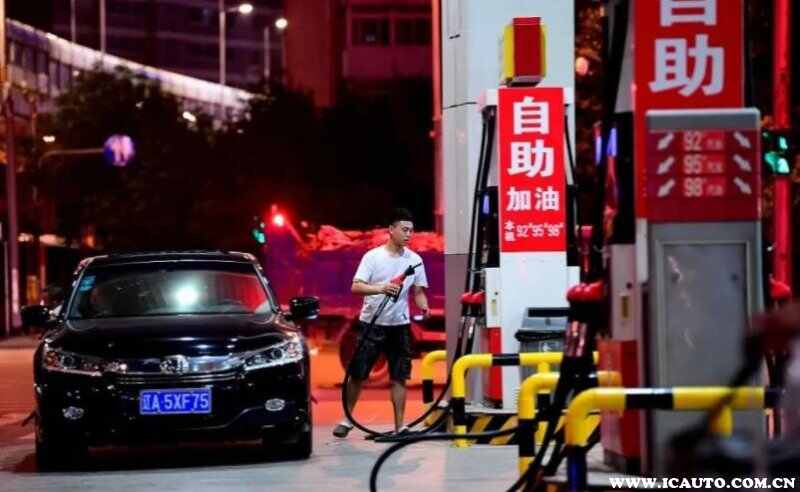 油价会下跌吗？未来的油价会越来越贵吗