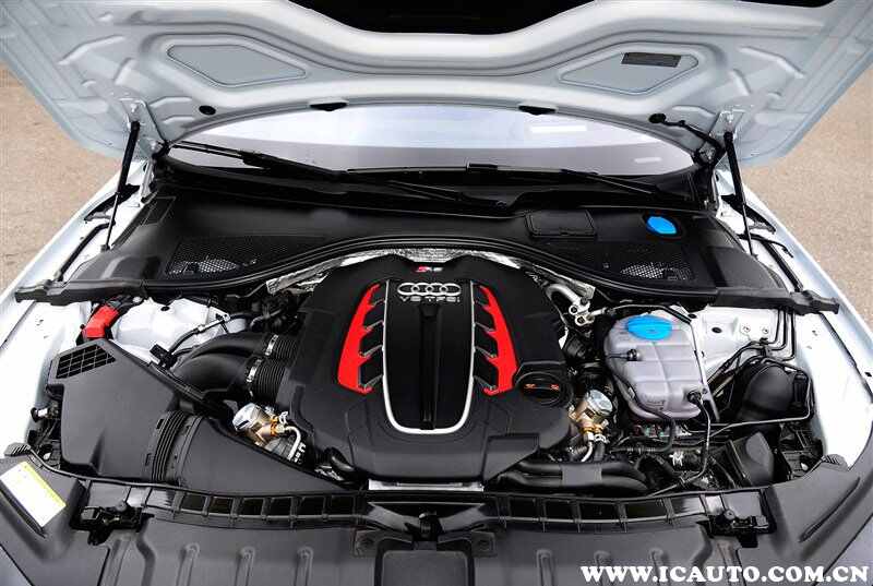 奥迪rs6为什么叫神车，rs6与rs7不是一个档次吗