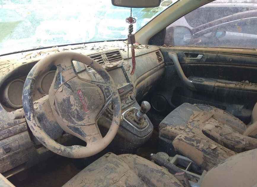 什么是泡水车？浸到哪里才算水浸车