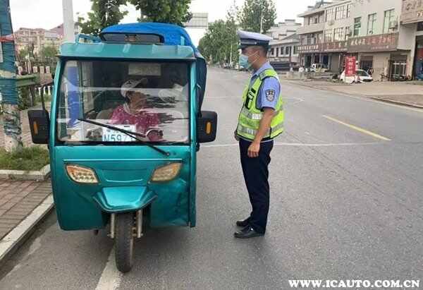 老年代步车需要驾照吗？老年代步车需要考什么驾照