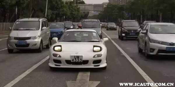 国内有可以合法上路的RX7吗？马自达RX7FC和FD的区别