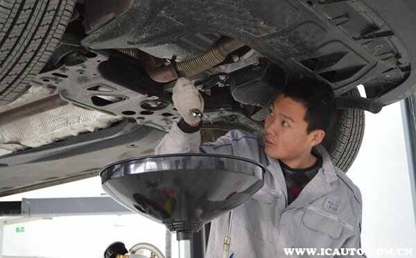 4s店保养为什么还收工时费？4s店工时费怎么算的