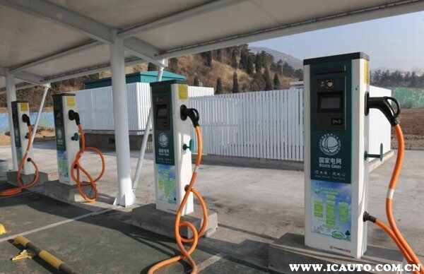 怎么查高速服务区有没有充电桩？怎么查高速沿途充电桩