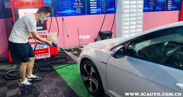 自动洗车机多少钱一台，自助洗车机赚钱吗