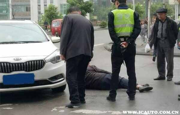 圆形红绿灯规则图解，圆形单个红绿灯可以左转吗