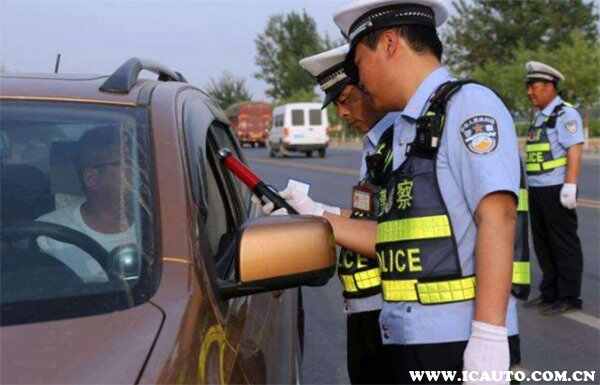 交警测酒驾仪器哪买？交警专用测酒仪价格