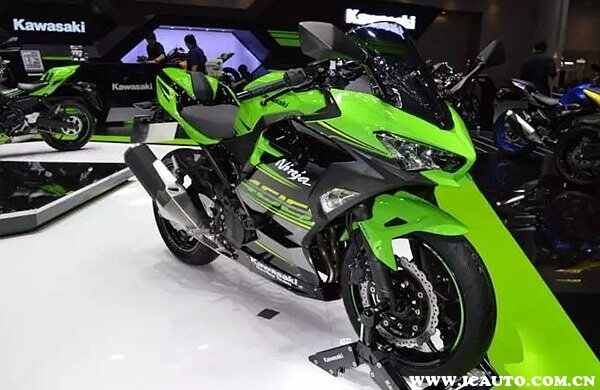黄龙600跑得过川崎400吗？川崎Ninja 400最高速度