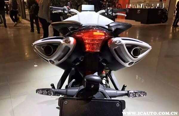 黄龙600跑得过川崎400吗？川崎Ninja 400最高速度