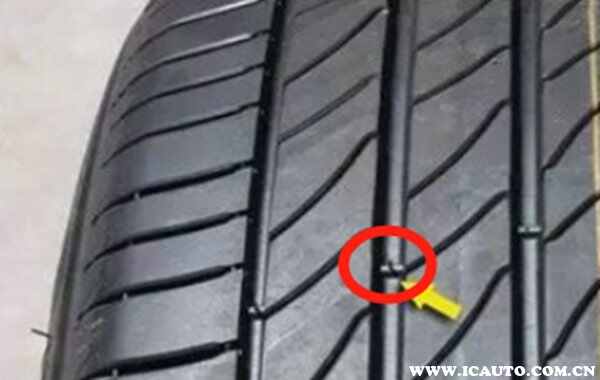 汽车行驶中有吧嗒吧嗒的响声，轮胎跑起来啪嗒啪嗒原因