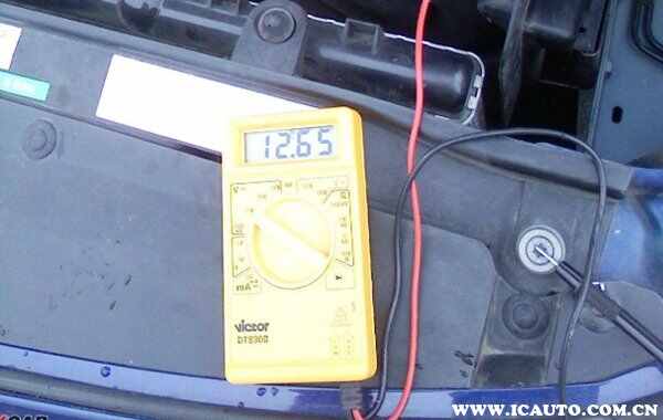 启动时咔哒一声没反应了，启动时只咔哒一声无法启动