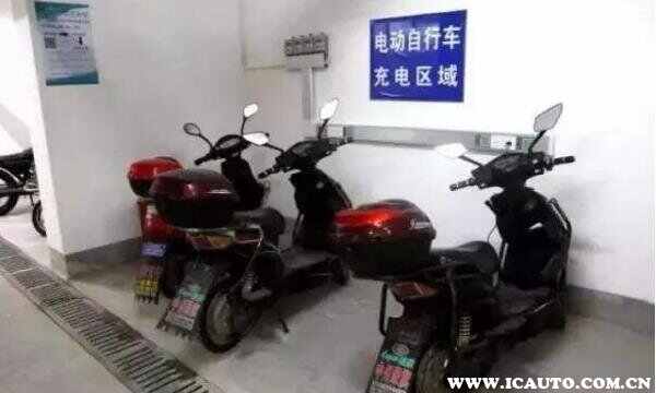电动车充电器发热正常吗？电动车充电器发热烫手怎么回事
