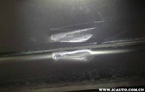 汽车底漆是什么颜色？车漆划痕露底漆了怎么修复怎么处理