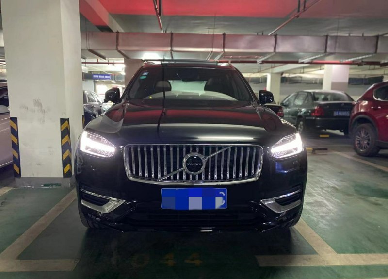 67万没选BBA，而选了沃尔沃XC90，最大的缺点就是油耗高