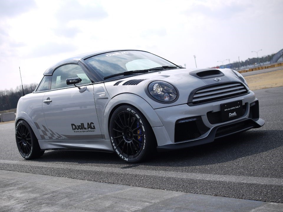 MINI也有速度与激情，停产的MINI JCW COUPE才是经典