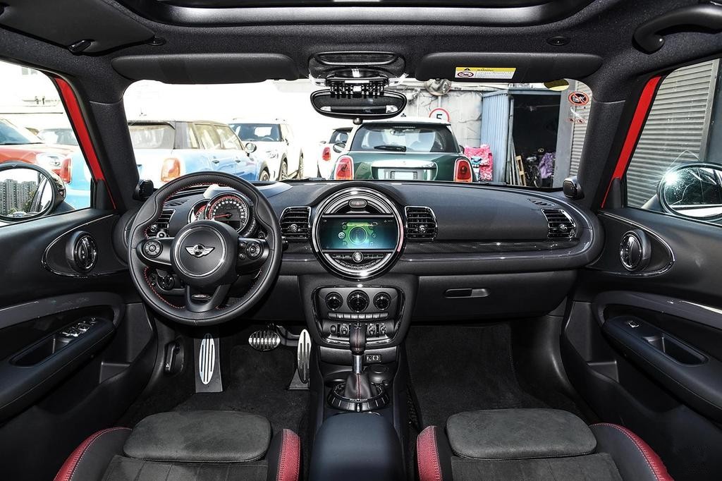 MINI也有速度与激情，停产的MINI JCW COUPE才是经典