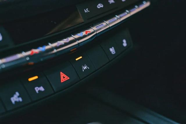 凯迪拉克xt4试驾音响(凯迪拉克xt4 车载音响测评)