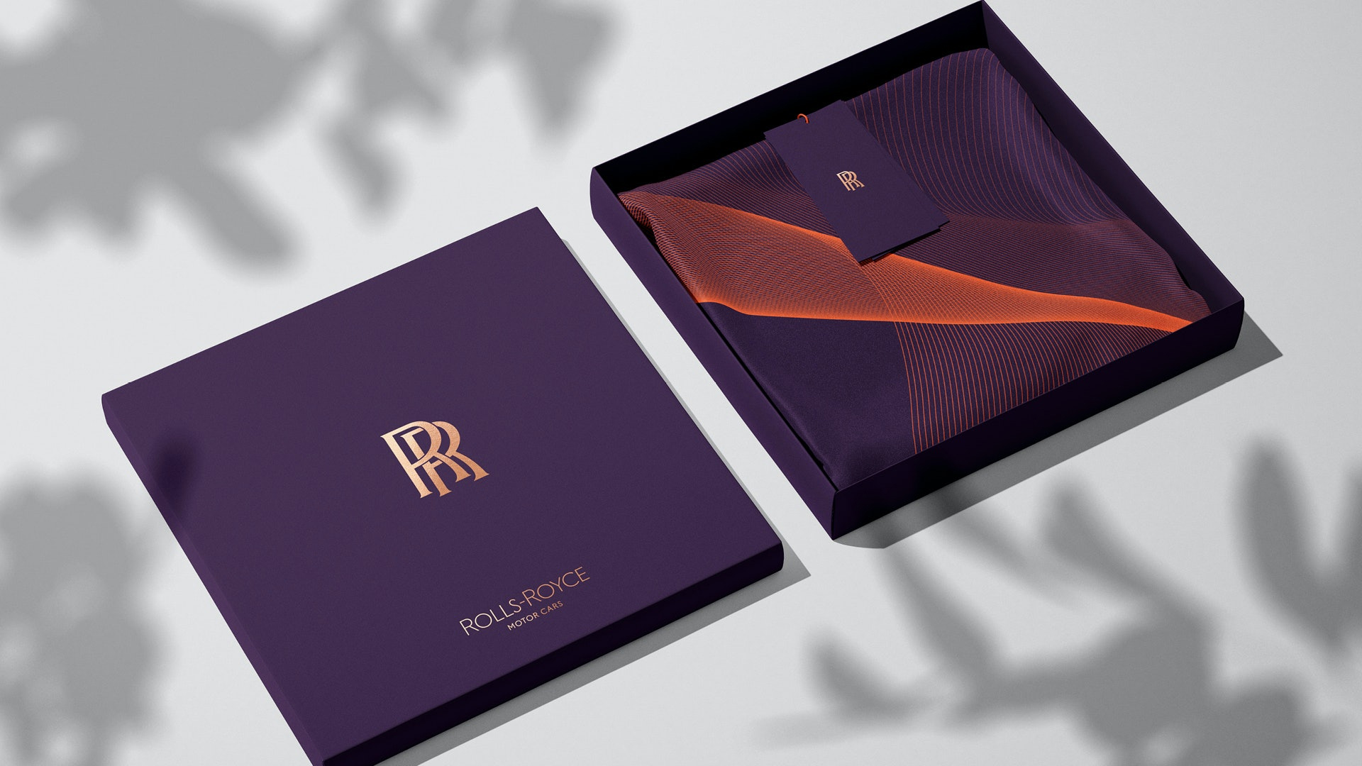 豪车品牌 劳斯莱斯（Rolls-Royce）更换全新LOGO