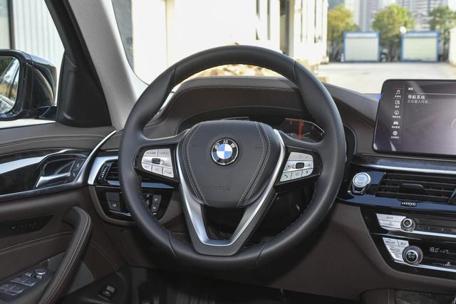 bmw 530多少钱(宝马530价格多少钱)