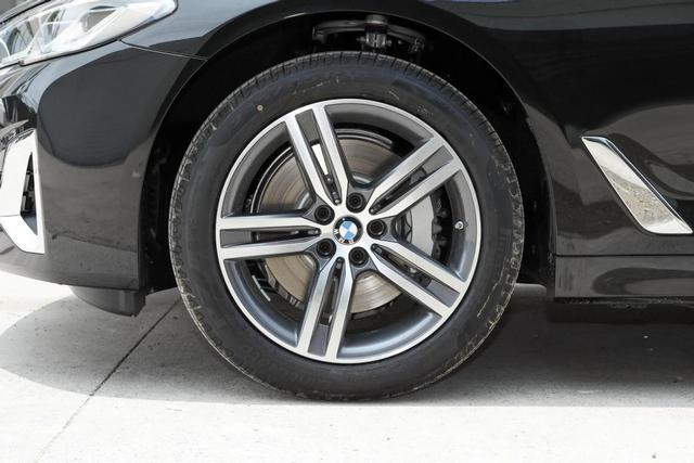 bmw 530多少钱(宝马530价格多少钱)
