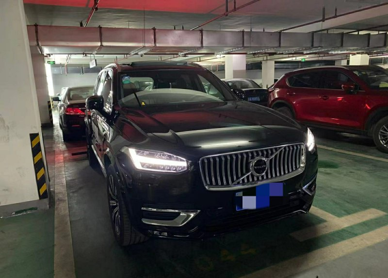 67万没选BBA，而选了沃尔沃XC90，最大的缺点就是油耗高