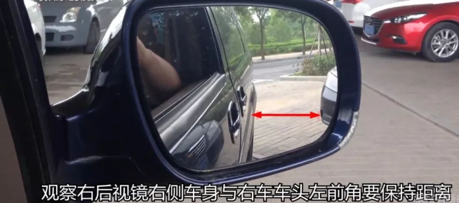 新手练习时的方向盘控制方法