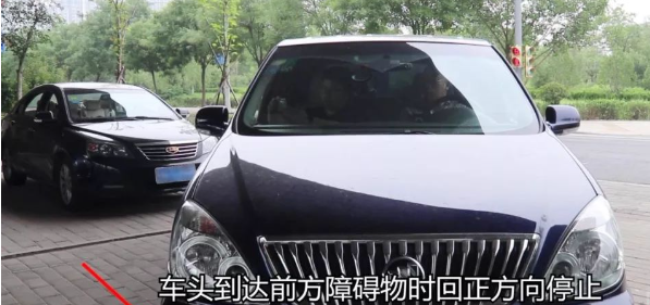 新手练习时的方向盘控制方法