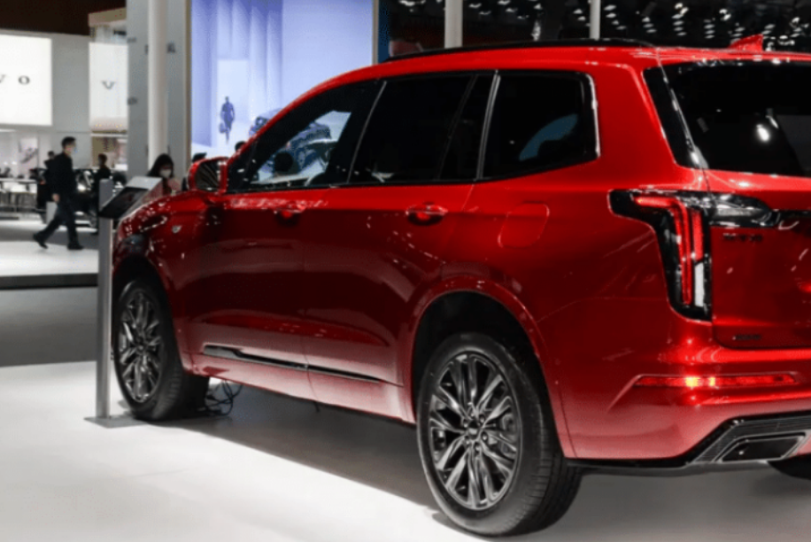 自驾游就选这2台SUV，3.0T+V6，355马力嗷嗷叫，一口气降12万