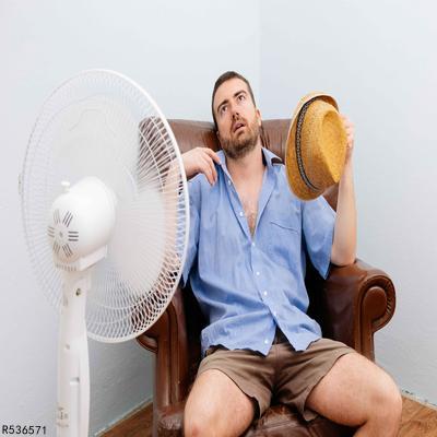 ​有车族别让空调吹出关节炎